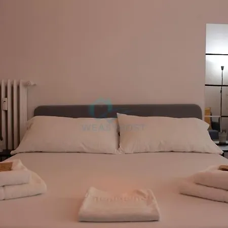 Apartment P R A T I Cozy Urban Escape Rome